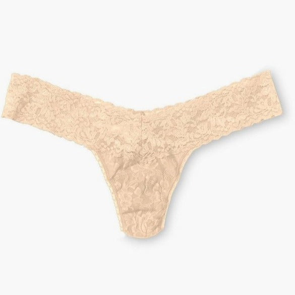Hanky Panky Signature Lace Low-Rise Thong (Chai)